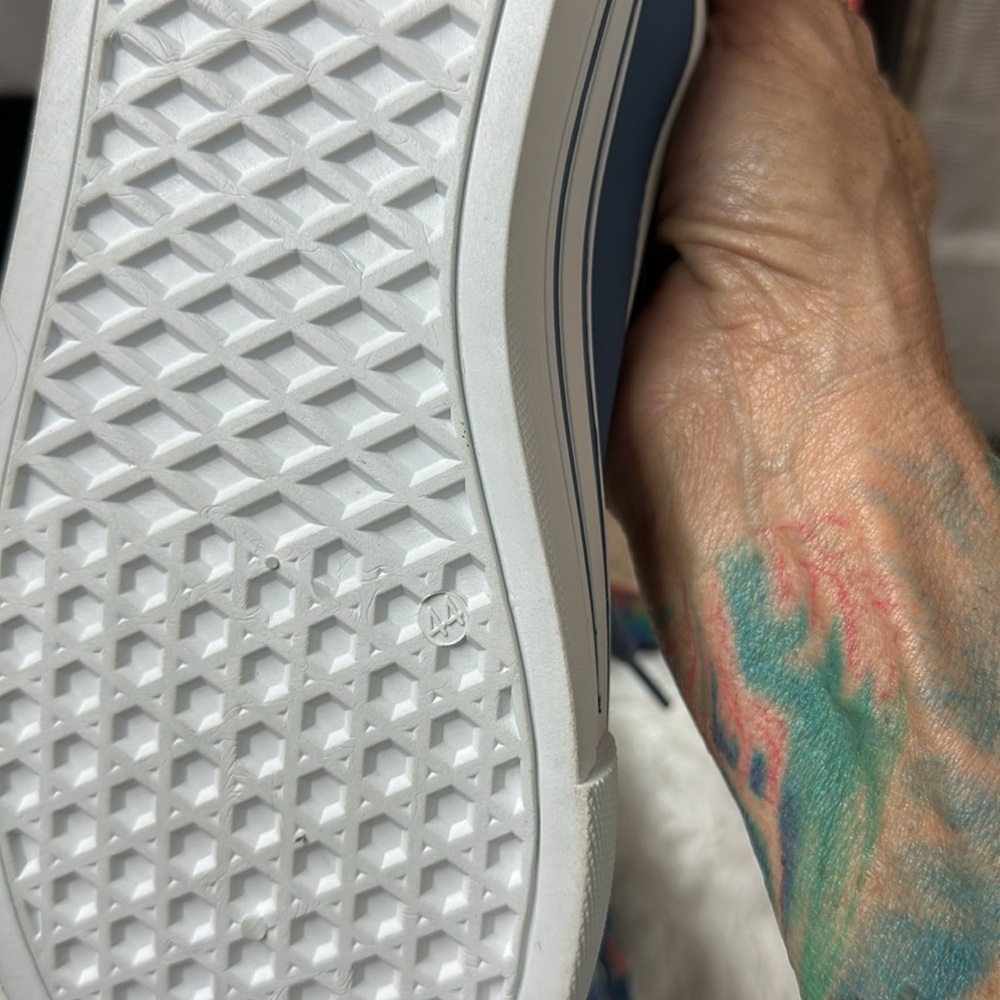 Aztec Design Men’s Skater Shoes Sz44 (11) - Picture 10 of 10